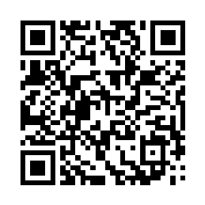 刚才那名阵法师的脸上露出了愤怒的神情二维码生成