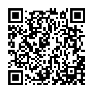 初级的千术技能并不能给秦方带来何等牛叉的技术二维码生成
