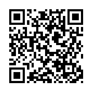 别墅中的服务生在听到生日歌的时候还挺奇怪二维码生成