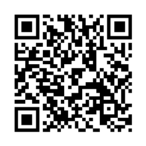 到了地方丁羽和金两个人也是从地铁上面下来二维码生成