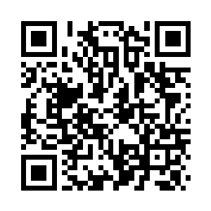 到处都是用规整的绿色钢丝网分隔出来人行道二维码生成