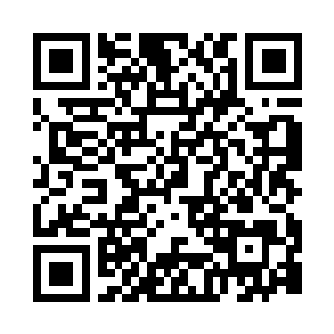 到时候足球会直接飞上球门后方的看台二维码生成