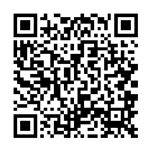 到最后形成了一个一丈见方的犹如黑洞一样的旋转漩涡二维码生成