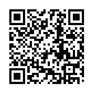 到莫咏欣拿出黑色小鼎拯救自己的时候二维码生成