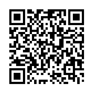 刷的一下就把别在后腰上的砍刀拔了出来二维码生成