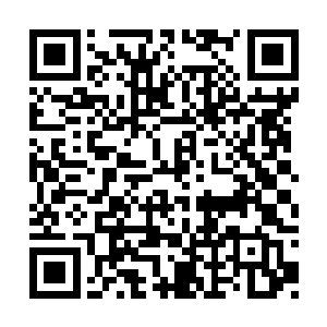 刽子手会把砍下来的下半身拿到前头去给犯人看二维码生成