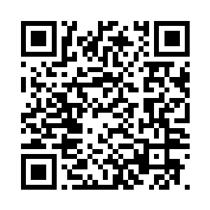 前面部分是两人相继走进酒店的情形二维码生成