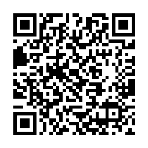 剑修的冷傲气质仿佛是化作了一柄可斩破苍穹的巨剑二维码生成