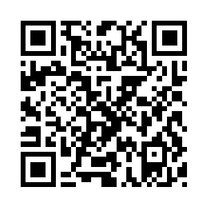 剑尖微指一条正在几米之外游动着的银鳞鱼二维码生成