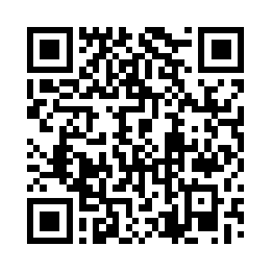 剑尘先是拉着上官幕儿对着雨上人弯腰行礼二维码生成