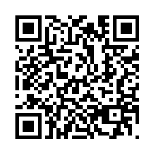 剑尘更是忍不住的伸手拿起这个古玉二维码生成