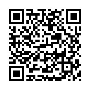 剧中的女主角就开始与主角之间产生暧昧戏二维码生成