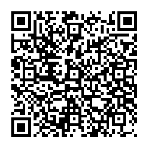 剩下的那架武装直升机驾驶员失去了勇气－－再坚强敢于牺牲的战士也不愿意白白送死二维码生成