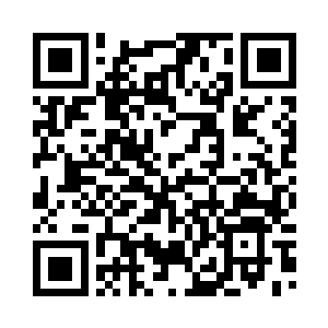 副所长沈传国和三位警察冲了下来二维码生成