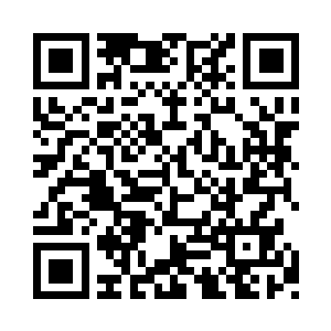 力戎再厉害也不能做到手臂上挂个人还能打人二维码生成