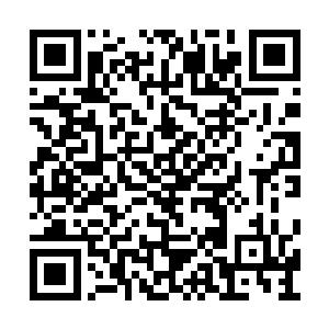 加百列等人此刻也同样感觉到了那股强大的气息二维码生成