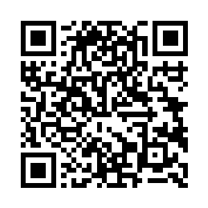 动了下身体从椅子上离开来到了他的腿上二维码生成