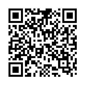 勾动石随意拎着已经陷入昏死之中的云起舞二维码生成