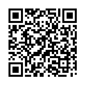 匆匆忙忙地从包里掏出手机拨了一个号码二维码生成