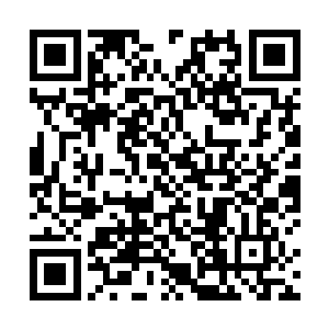 医院里怎么能有这么一个不要脸的狐狸精在这里当护士二维码生成