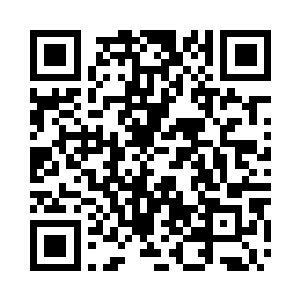 千夜从楼道转角没有玻璃的窗户向街上看了看二维码生成
