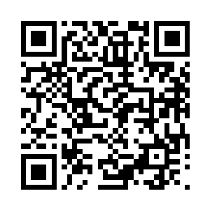 千夜自然是按照黑之书上的预示路径去杀二维码生成