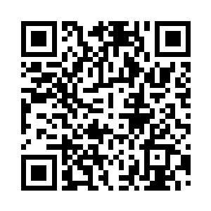 升起的朝阳刚好从一旁窗户里斜斜照射进来二维码生成