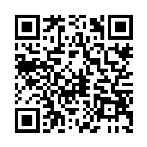 半裸上身的长脖子男人把他们包围住了二维码生成