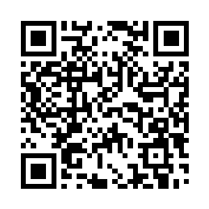 单凭手中的金色长剑挡住了十三邪的一掌二维码生成