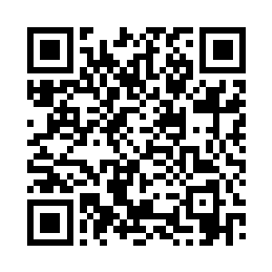 南忘留三人很快就等到了三个结束名额二维码生成