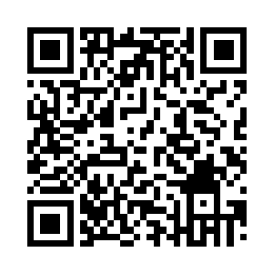 卡梅隆斜着视线看向了站在床沿旁边的雨果二维码生成