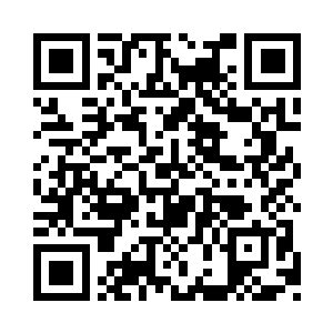 卡鲁很怀疑这家伙是不是披着人皮的机器人二维码生成