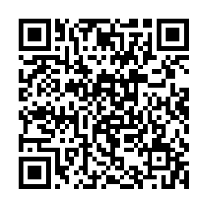 卢向东全然不知自己已经完全落入骆天明的监视之下二维码生成