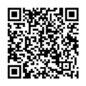 卫广军则是气不过的直接的就在他的脑袋上面拍了一巴掌二维码生成