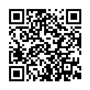 卫星电话已经随着越野车的被炸毁而没有了二维码生成