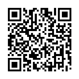 印名泉把办公桌上的茶杯狠狠摔在了地上二维码生成