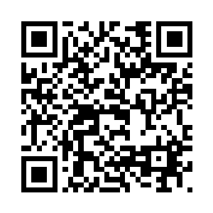 即便自己已经坐在价值200万的豪车里二维码生成