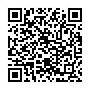却什么都还来不及说便被移动阴冷的视线打断了到口中的话二维码生成