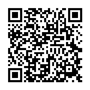 却发现心灵手巧的纪古用水混沙顺着手指滴下来的方式二维码生成