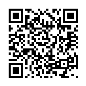 却发现江雪小丫头正一眨不眨地看着自己二维码生成