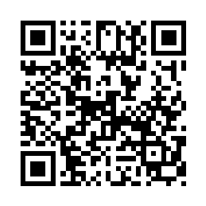 却发现那位枯木道人坐在石室的阴暗中二维码生成