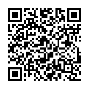 却听曹仁声音从一开始的低沉变得越来越是忿然激动二维码生成