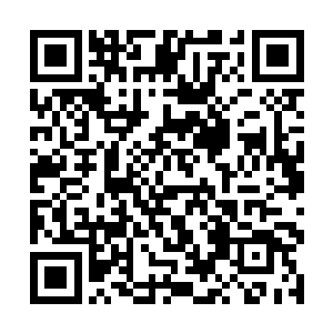 却好似真有一个人的灵魂被硬生生封印在二维平面上二维码生成