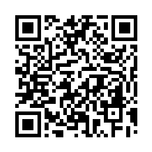 却是想起了刚才捏到和看到的擎天巨柱二维码生成