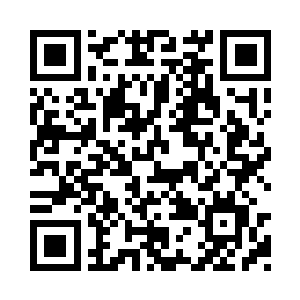 却是看到对方的面容因为没有刻意遮掩而变换二维码生成