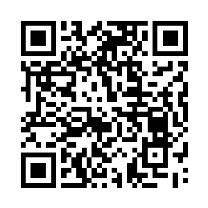 却是那些个企图离去逃逸到村庄的浅淡人影二维码生成