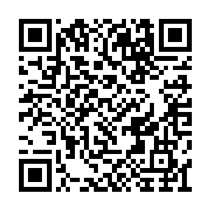 却没想到这自由后的第一战就找到了突破的契机二维码生成