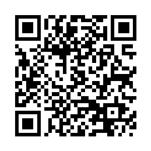 却看到了冷柔站在了他前面不远处二维码生成