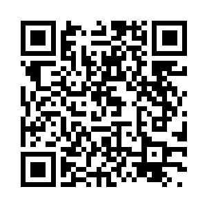 却看见对面马路边站着一个很欠揍的人二维码生成