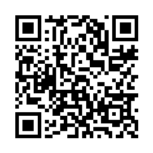 却见走出来的男人全身上下只裹着一块浴巾二维码生成